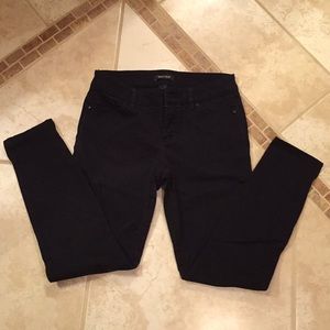 WHBM Black skimmer jeans 2